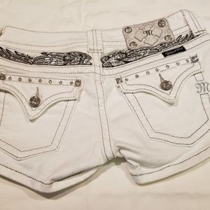 Miss Me shorts, Size 27